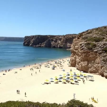 克拉拉玛尔别墅 *